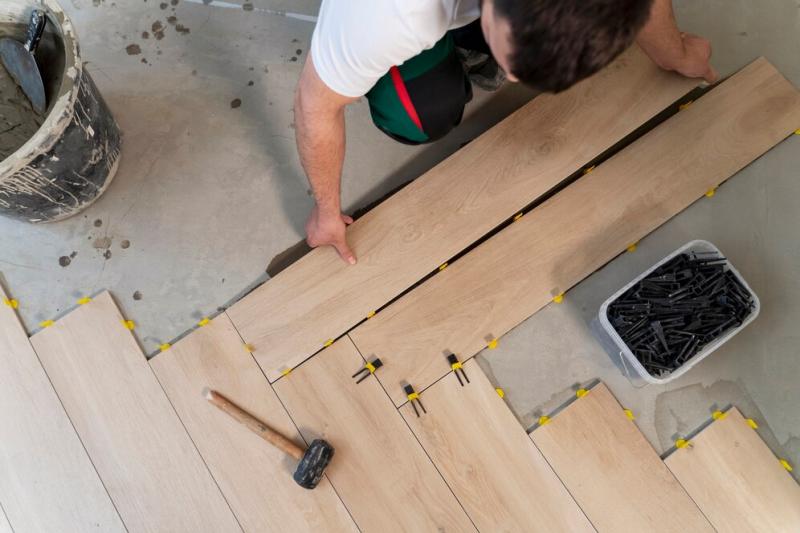 Como Realizar o Tratamento do Piso de Madeira de Forma Eficiente Como Realizar o Tratamento do Piso de Madeira de Forma Eficiente